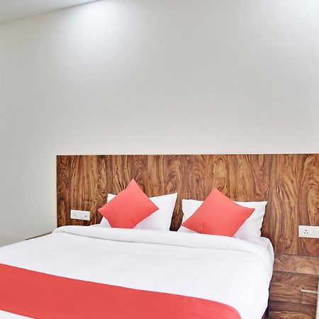 Oyo 40146 Hotel Continental Bhopal Extérieur photo