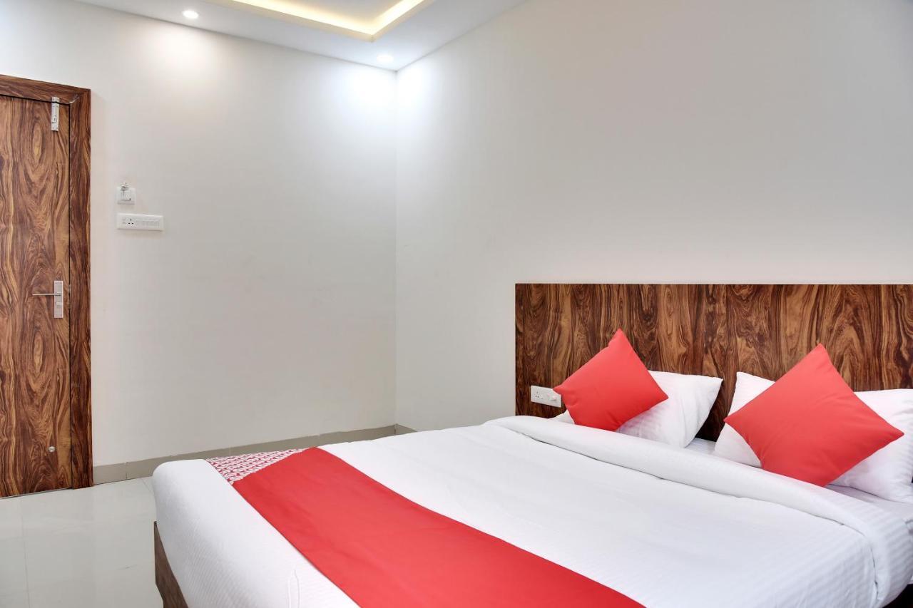 Oyo 40146 Hotel Continental Bhopal Extérieur photo