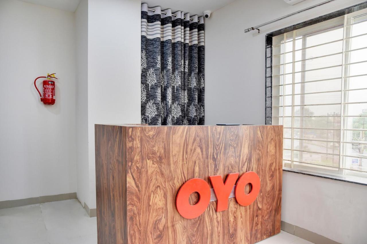 Oyo 40146 Hotel Continental Bhopal Extérieur photo