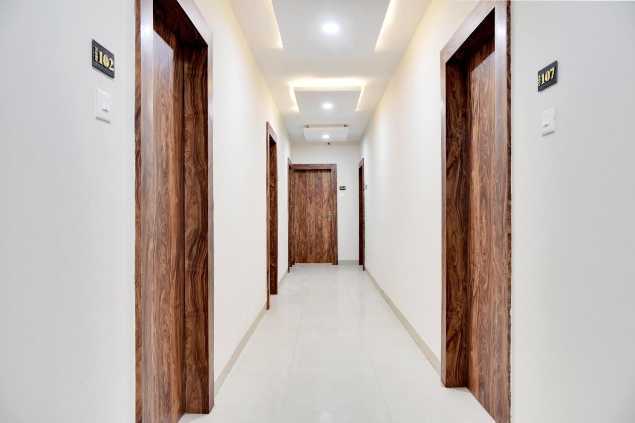 Oyo 40146 Hotel Continental Bhopal Extérieur photo